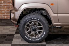 画像10: スズキ ジムニー660 XL 4WD　リフトアップ　16インチタイヤホイール （トラバーチンベージュ） (10)